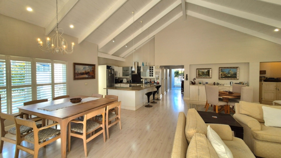 4 Bedroom Property for Sale in Goose Valley Western Cape